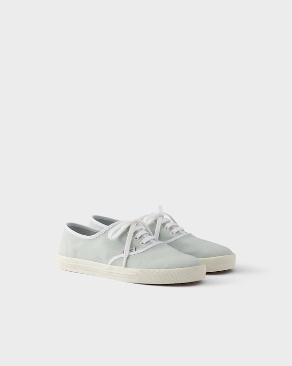 Drill fabric laced sneakers