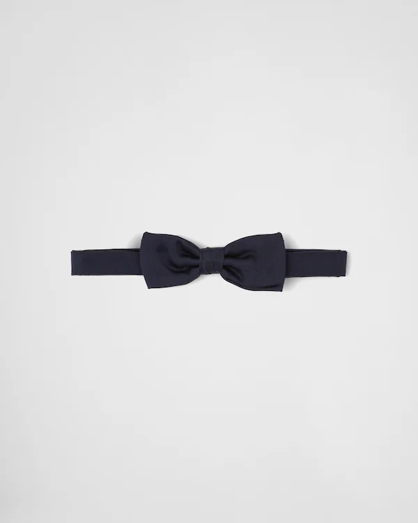 Satin bow-tie