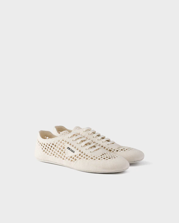 Collapse crochet laced sneakers