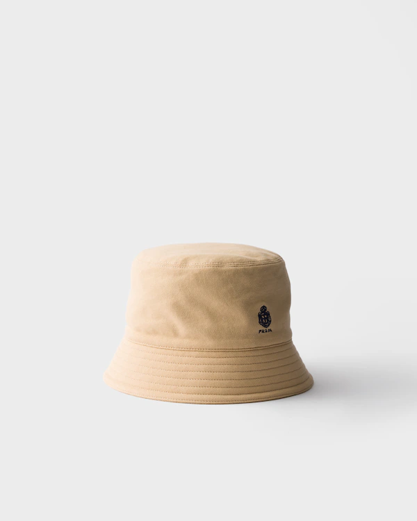 Old piqué bucket hat Old piqué bucket hat
