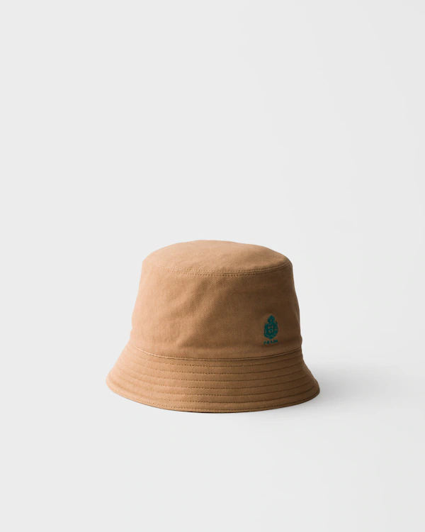 Old piqué bucket hat
