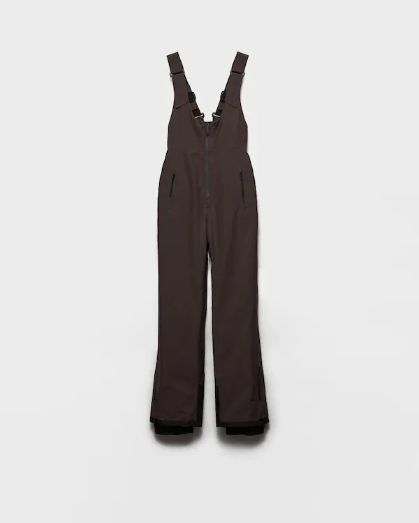 Extreme-Tex ski suit with straps