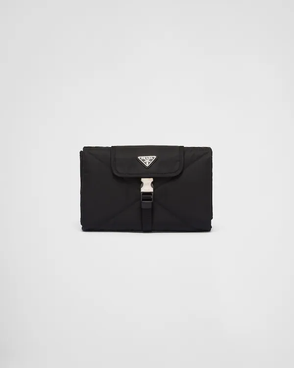 Re-Nylon pet travel blanket