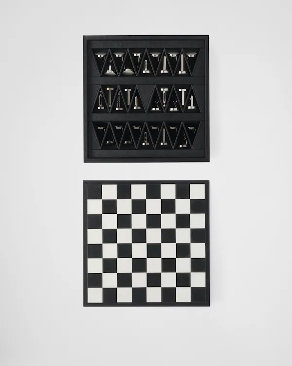 Saffiano leather chess set
